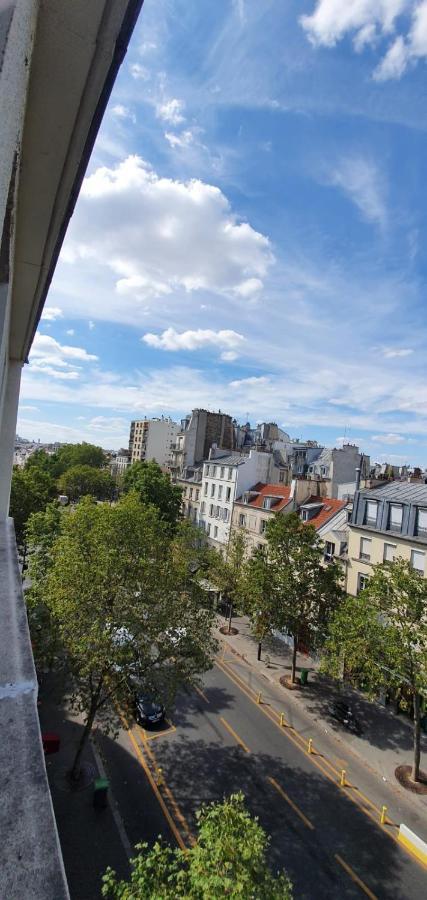 Hotel Des Pyrenees - Entre Bastille Et Nation Paris Exterior photo